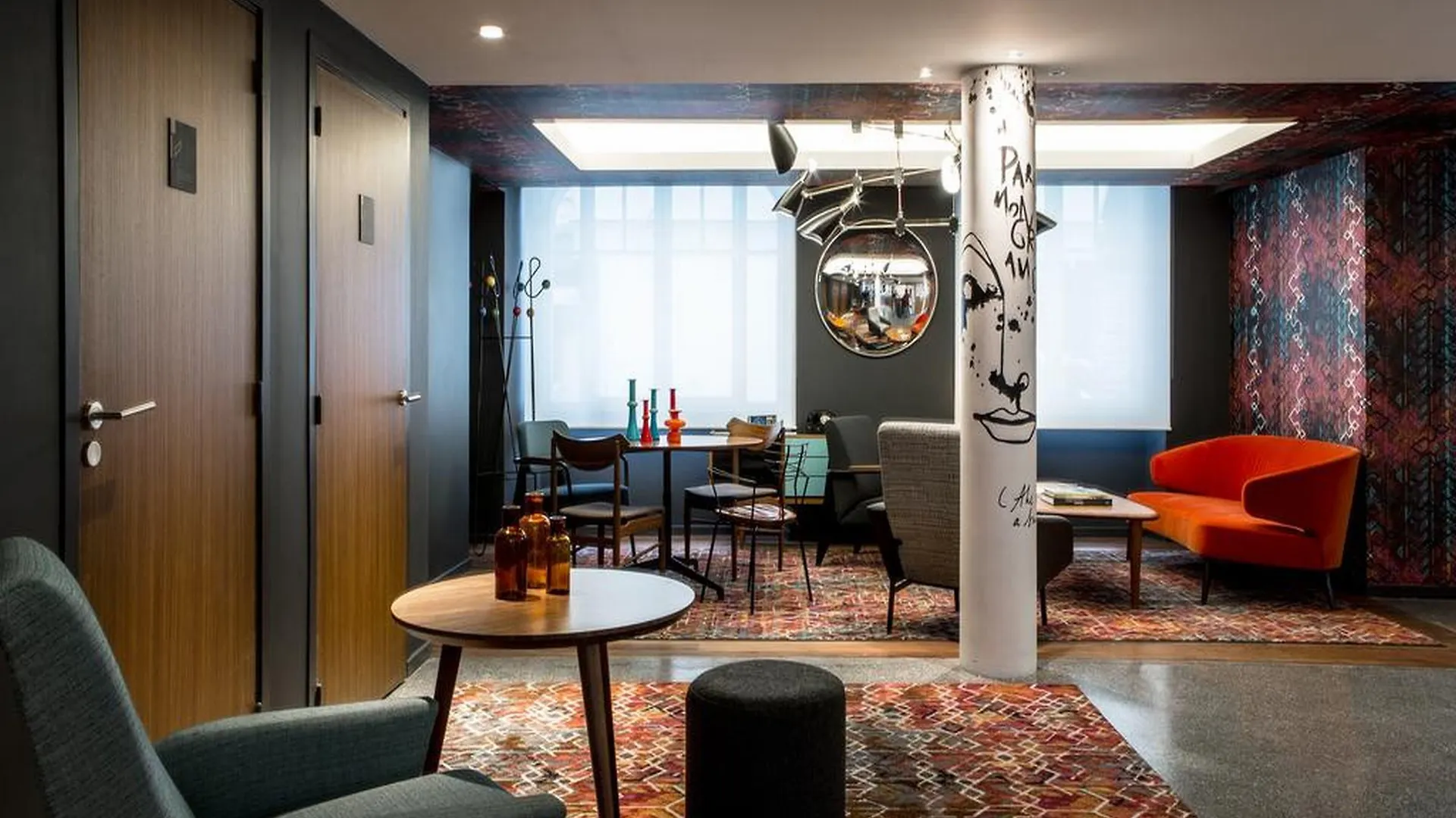 Le General 4* Paris
