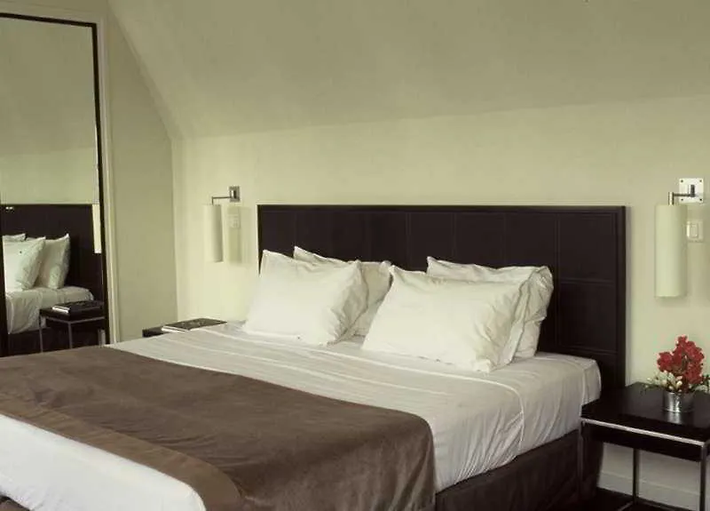 Le General Hotel 4*